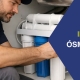 instalar sistema de ósmosis en casa debajo del fregadero